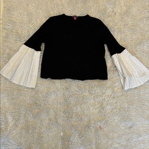 Vince Camuto Black and White Bell Sleeve Blouse Medium